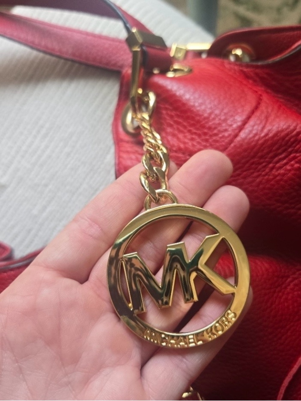 Michael Kors Red Leather Shoulder Bag with Gold Hardware like new - Picture 11 of 12